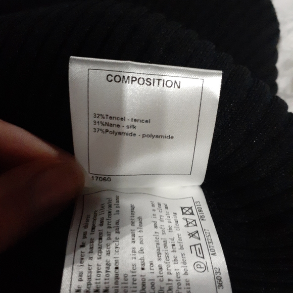 Chanel No5 silk knit Jersey style t-shirt - Picture 3 of 8